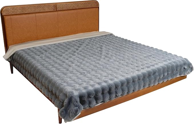Waterproof Dog Bed Cover, Dog Pad Soft Plush Pet Blanket with Anti-Slip Back for Bed Couch Sofa, Furniture Protector for Small, Medium and Large Dogs and Cats (Light Gray-Bubble, 82"x82") - Image 7