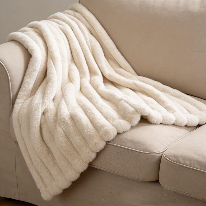 Dog Blanket Pet Blanket - Puppy Blanket for Bed, Luxury Plush Washable Dogs Blankets for Furniture Protection, Super Soft Calming Pet Blanket for Indoors (Cream, 25"x35") - Image 5