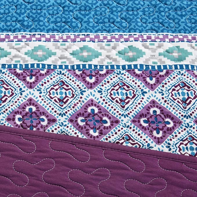Intelligent Design Joni Cozy Daybed Cover Set - Casual Boho Pieced Design, Modern All Season Bedding Set with Bedskirt, Matching Shams, Decorative Pillow, 39"x75", Purple 6 Piece - Image 9