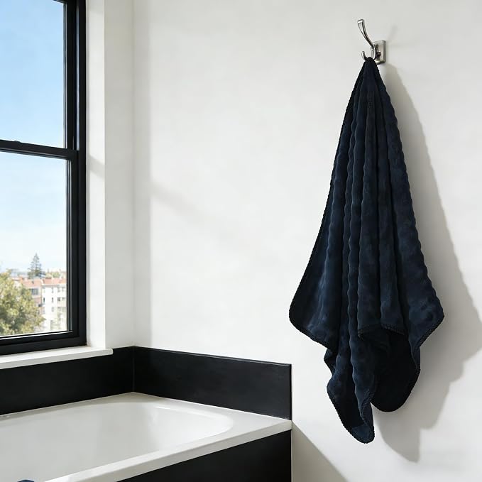 COZYART Lint Free 8 Pcs Bathroom Towels Set Ultra Soft Microfiber Black | Fluffy, Thick, Highly Absorbent, Fast Dry, No Shedding, No Pilling, Fade Resistant, Durable, Long-lasting - Image 7