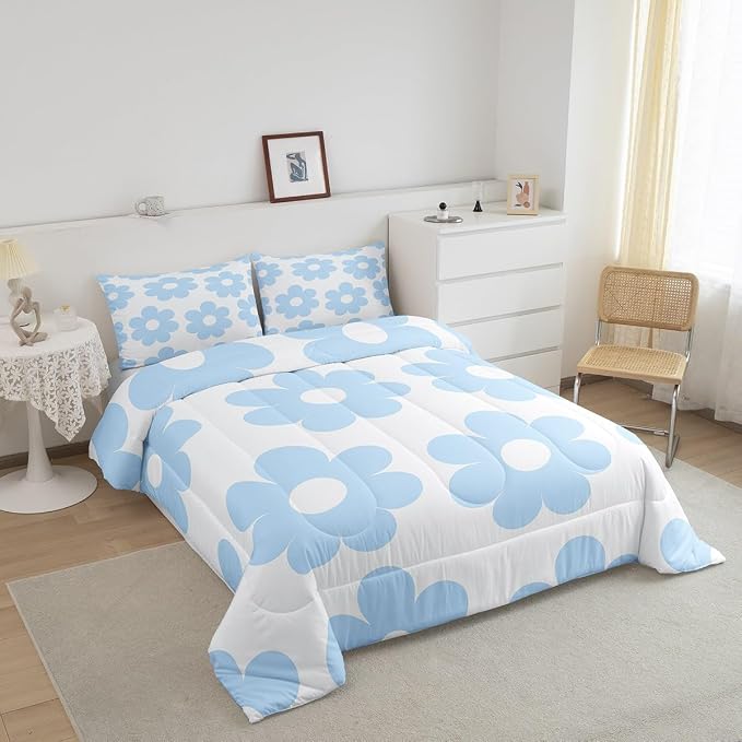 Manfei Cute Daisy Flowers Bedding Set for Boys Girls,70s Retro Groovy All Season Cozy Comforter Set Full Size,Cartoon Floral Blue Duvet Set Bedroom Décor,Gift for Kids - Image 2