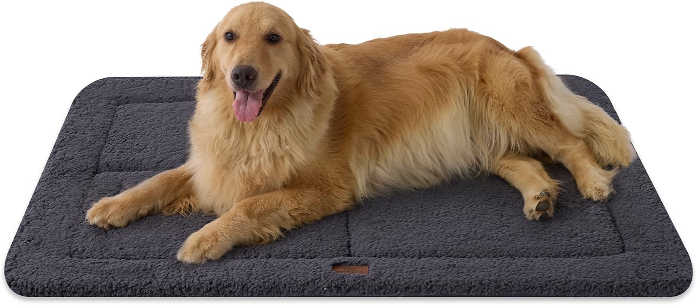 Joydeco Low Profile Dog Crate Mat Reversible Bed Pad, Washable Dog Pad Mat with Ultra Soft Fleece, Compact Design Kennel Beds Mats for Extra Large Medium Small Pets, 44" x 32" Dark Gray by JOYDECO