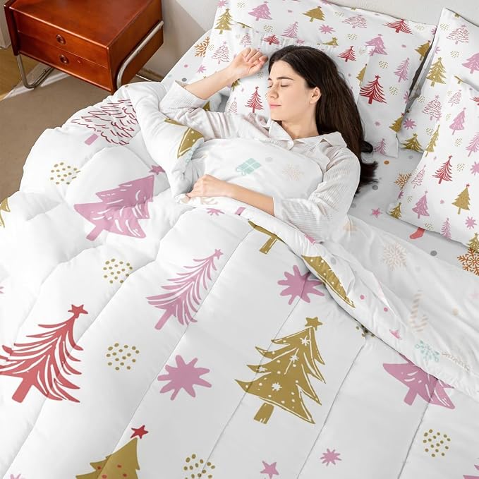 Erosebridal Merry Christmas Bedding Set King Cartoon Pink Christmas Comforter Set 7 Piece Kids Cute Xmas Tree Bed in A Bag for Adults Winter New Year Gift Quilt with Flat Fitted Sheet - Image 2