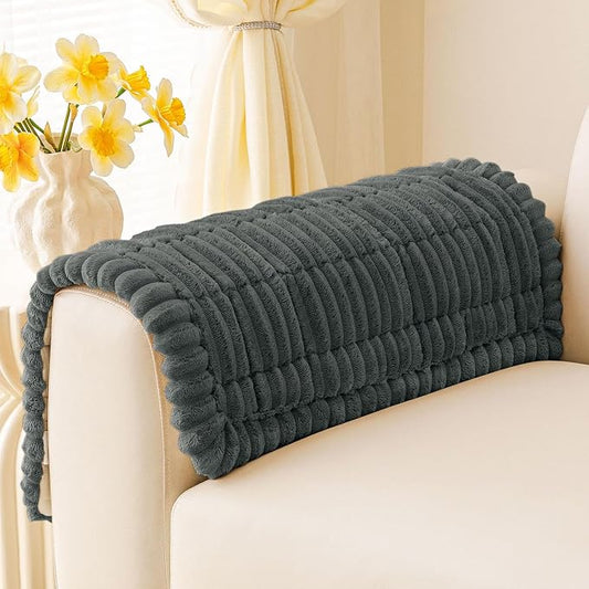 hyha Couch Cover for Dogs, Washable Non Slip Plush Flannel Sofa Protector | Thick Flannel, Silicone Anti-Slip Backing, Pet Hair & Scratch Protection, Fits Sofa & Loveseat (2 Pack 20" x 24") by hyha