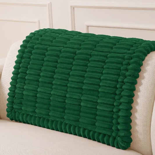 hyha Couch Cover for Dogs, Washable Non Slip Plush Flannel Sofa Protector | Thick Flannel, Silicone Anti-Slip Backing, Pet Hair & Scratch Protection, Fits Sofa & Loveseat (35.4" x 35.4") by hyha