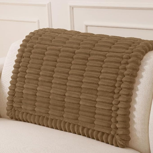 hyha Couch Cover for Dogs, Washable Non Slip Plush Flannel Sofa Protector | Thick Flannel, Silicone Anti-Slip Backing, Pet Hair & Scratch Protection, Fits Sofa & Loveseat (35.4" x 35.4") by hyha