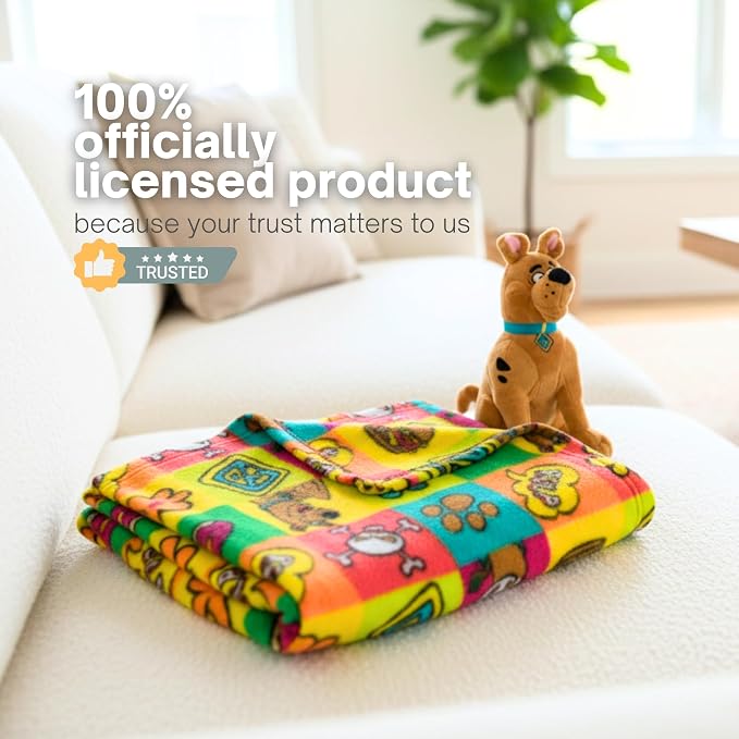 Scooby Doo Pet Throw & Squeaky Pillow Set, Stimulating Toy As Gifts for Puppies, Cats, Dogs, (Officially Licensed) By Franco - Image 5