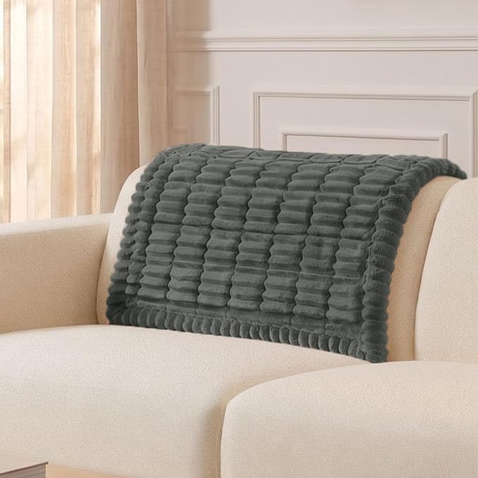 Smiry Couch Cover for Dogs, Non Slip Washable Sofa Protector for Pets | Soft Furniture Cover for Leather & Fabric Couches, Cozy Protect Against Fur, Dirt & Messes, Pet Friendly, 35.4"x35.4" by Smiry