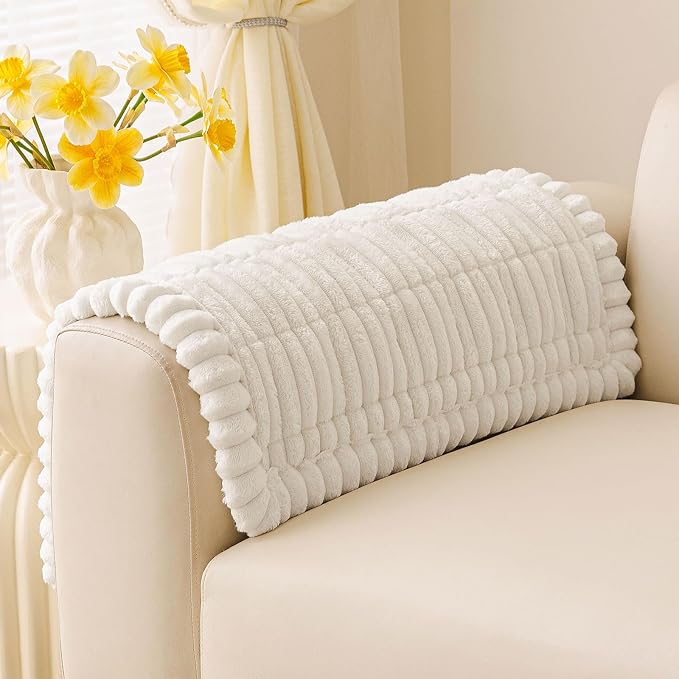 Smiry Couch Cover for Dogs, Non Slip Washable Sofa Protector for Pets | Soft Furniture Cover for Leather & Fabric Couches, Cozy Protect Against Fur, Dirt & Messes, Pet Friendly, 27.6"x27.6" by Smiry