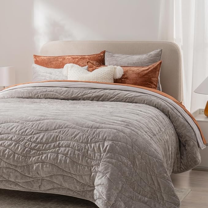 EverGrace Luxury Wave Crushed Velvet Quilt Set, Queen Size, Silver Gray | Luxurious Soft, Lightweight Velvet Comforter, Cozy Plush Oversized Bedspread Coverlet for All Season, with 2 Shams - Image 5