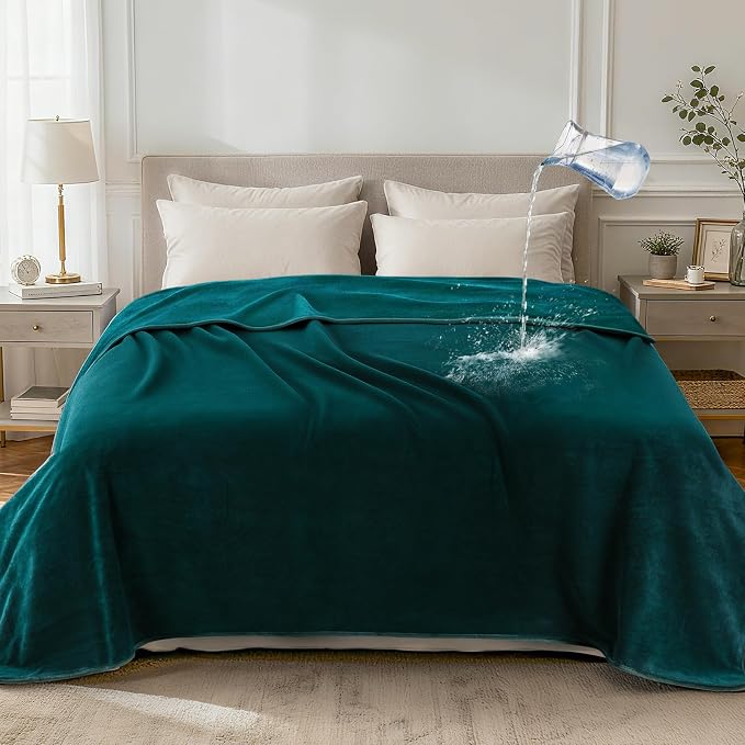 LOOBANI Waterproof Blanket for King Size Bed, Reversible Leakproof 85"x108" | Soft Flannel & Coral Fleece Bed Blanket, Water Resistant for Couch Sofa Cover, Movie Nights, Camping, Pet-Friendly, Green by LOOBANI