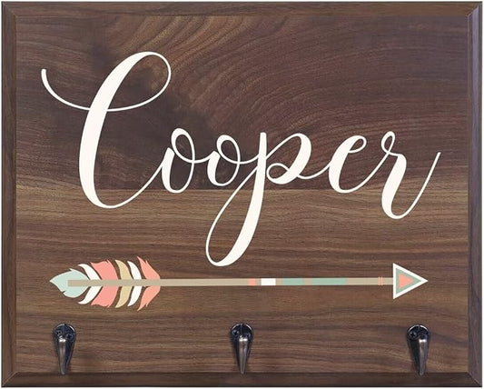 Rooms Organized Personalized Family Name Wall Mounted Coat, Hat, Key, Pet Leash Collar Rack New Home Housewarming Gift Ideas with 3 Hooks 15" w x 12" h 4.25" deep (Last Name Arrow) by Unknown