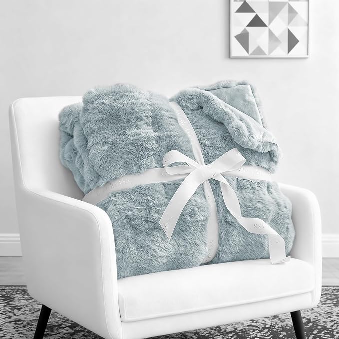 Waterproof Dog Blanket for Sofa Bed Couch, Couch Cover Blanket Fluffy Faux Rabbit Fur Reversible Furniture Protection, Pet Blanket for Medium Large Dogs Cats - Image 6