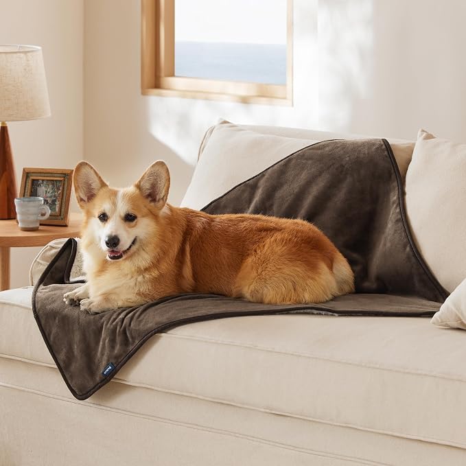 Bedsure Waterproof Dog Blankets for Large Dogs Sherpa Fleece Throw, 40X50 | Washable Soft Plush Pet Cat Blanket for Couch Cover, Reversible Cozy Calming Sofa Protector Warm for Senior Dogs,Brown by Unknown