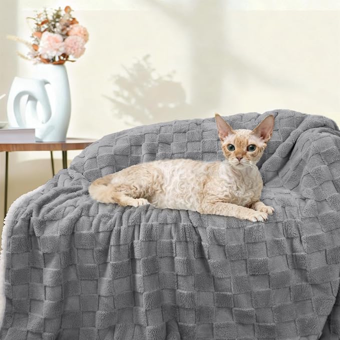 Luciphia Waterproof Dog Blanket, Reversible Fleece & Sherpa, Couch Cover | Soft plush fluffy, washable, puppy, cat, dog bed, crate, car seat, sofa, throw, furniture protector,Gray,X-Large（85" x 57"） - Image 6