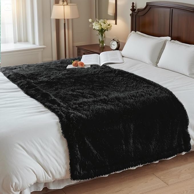 gogobunny Waterproof Dog Blanket for Couch & Furniture Protection - Super Soft Reversible Throw for Large Dogs & Cats, Calming Washable Fur & Sherpa Pet Blanket (33x77 Inch, Black) - Image 4