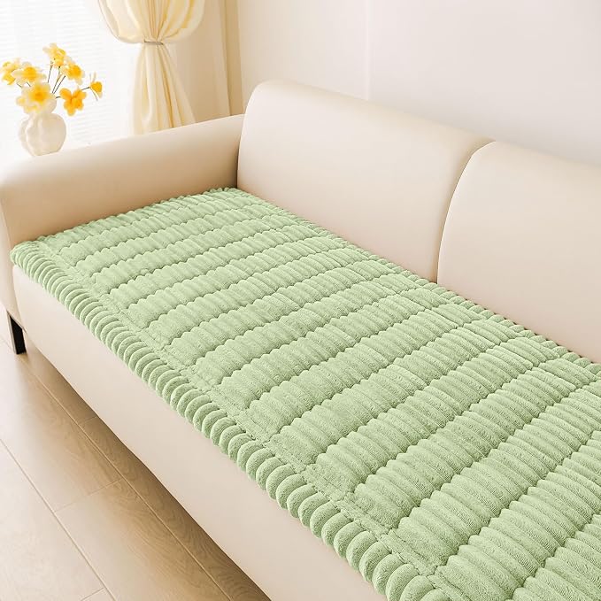 hyha Couch Cover for Dogs, Washable Non Slip Plush Flannel Sofa Protector | Thick Flannel, Silicone Anti-Slip Backing, Pet Hair & Scratch Protection, Fits Sofa & Loveseat (27.6" x 70.9") by hyha
