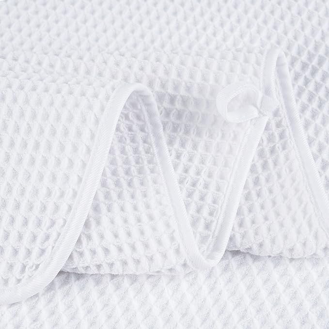 POLYTE 430 GSM Microfiber Oversize Quick Dry Lint Free Bath Towel, 60 x 30 in, 4 Pack (Waffle Weave) - Image 4