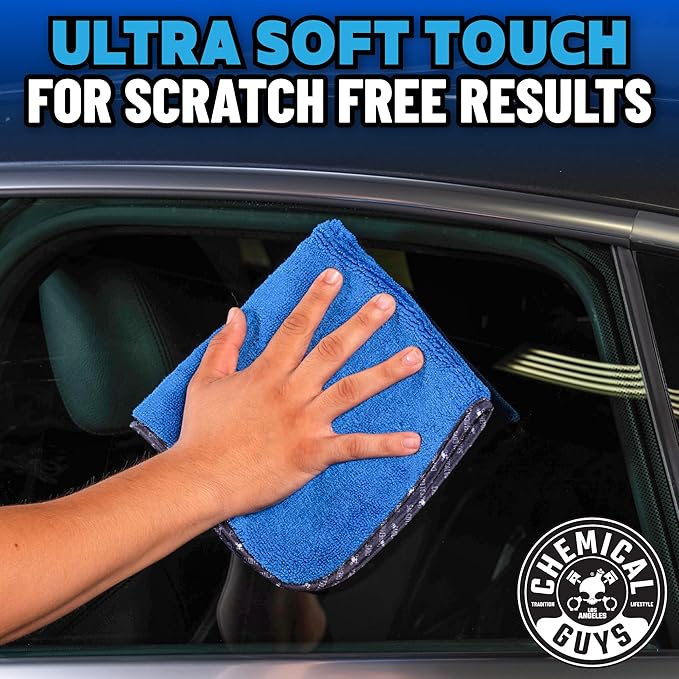 Chemical Guys, Professional Microfiber Towels, 16 x 16 in, Blue, 12 Pack | Ultra-soft, scratch-free towels to buff wax, dry panels and clean glass and interiors, machine washable - Image 5
