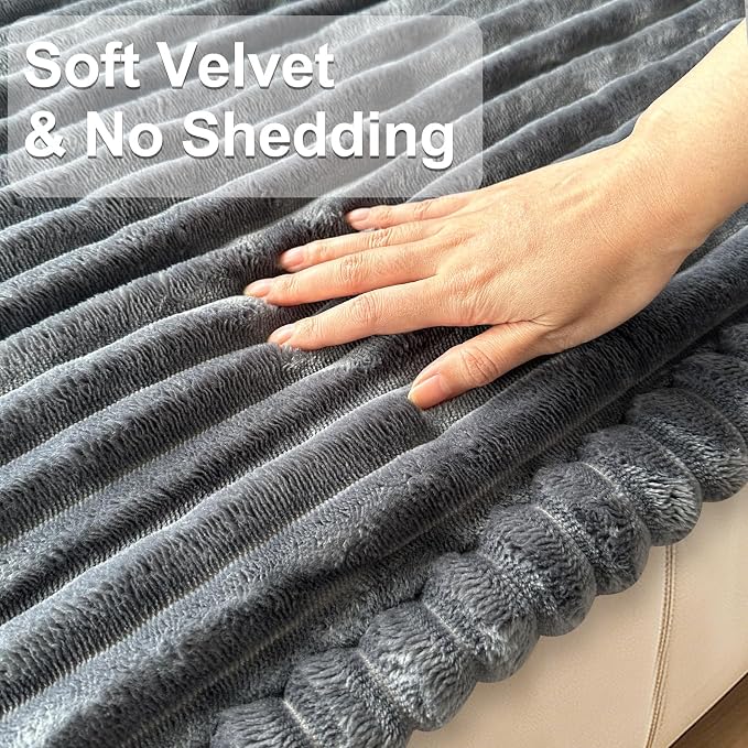 NAISI Pet Couch Covers for Sofa with Thick Filling and Non-Slip Bottom Sectional Sofa Covers Washable Friendly for Pets(2pcs/27.5"x59"+27.5"x70.8",Dark Grey) - Image 3