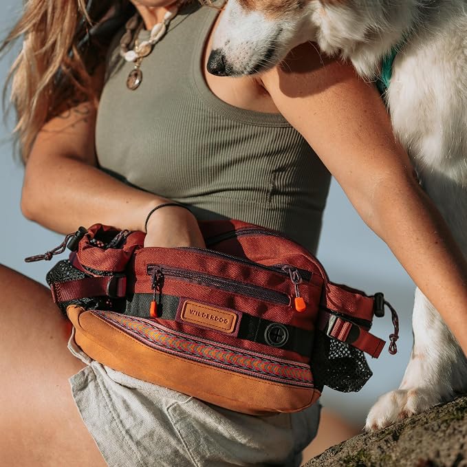 Wilderdog Mega Hip Pack with 3-Liter Capacity, Two Mesh Water Bottle Pockets, Interior Key Loops, Adjustable Straps, and Poop Bag Dispenser (Huckleberry) - Image 6