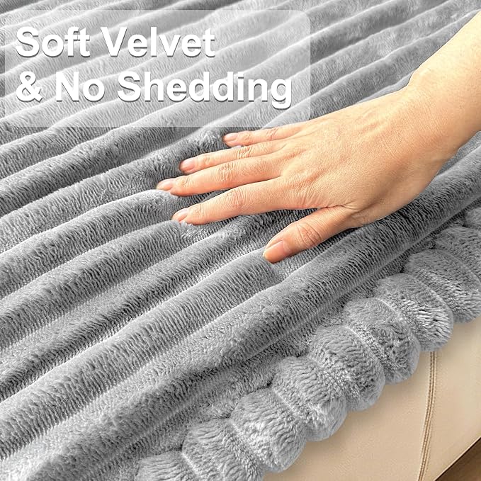 NAISI Pet Couch Covers for Sofa with Thick Filling and Non-Slip Bottom Sectional Sofa Covers Washable Friendly for Pets(1pc/27.5"x 27.5",Light Grey) - Image 4