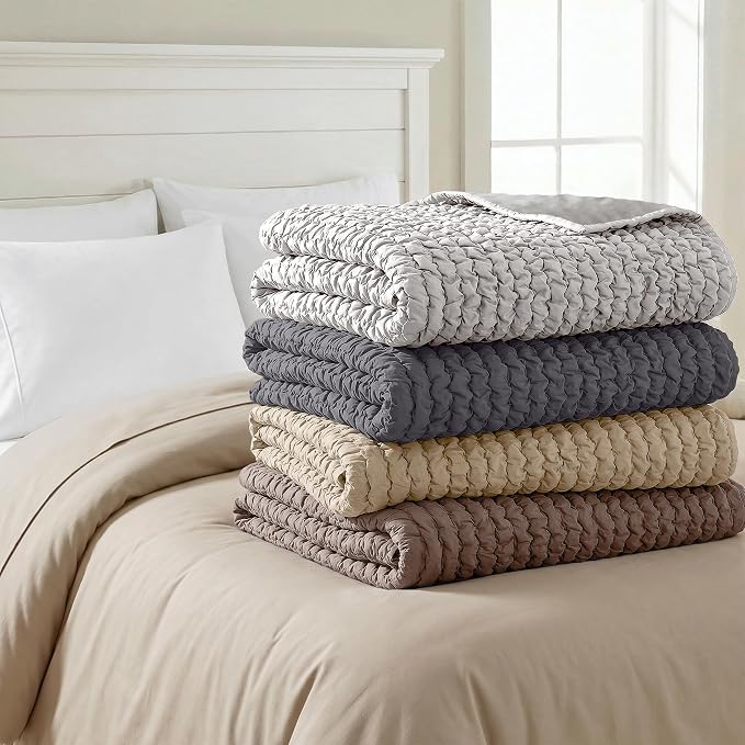 PAULATO BY GA.I.CO. Waterproof Blanket for Bed – Twin Size Cover for Incontinence – Machine Washable Stain-Resistant Protector for Couch and Sofa – Absorbent Pad - Soft Taupe - Image 8