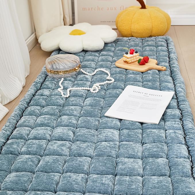 Chenille Couch Cover for Dogs, Quilted Non-Slip Sofa Protector Pad | Soft chenille fabric, PP cotton filling, anti-slip backing, machine washable, for dogs, cats, loveseats and sectional sofas - Image 6