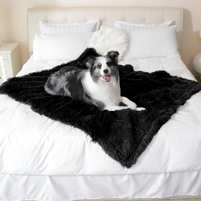 gogobunny Waterproof Dog Blanket for Couch & Furniture Protection - Super Soft Reversible Throw for Large Dogs & Cats, Calming Washable Fur & Sherpa Pet Blanket (60x80 Inch, Black) - Image 4
