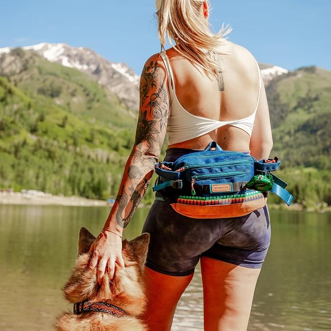 Wilderdog Mega Hip Pack with 3-Liter Capacity, Two Mesh Water Bottle Pockets, Interior Key Loops, Adjustable Straps, and Poop Bag Dispenser (Huckleberry) - Image 4