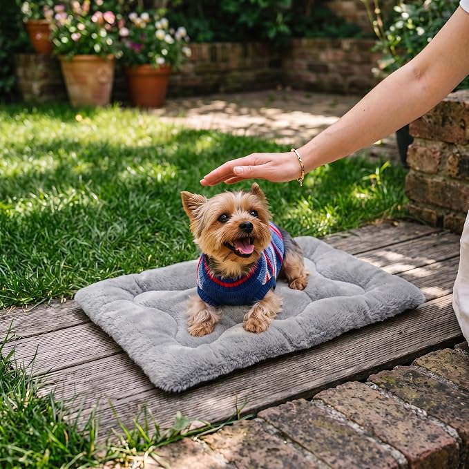 Dog Bed 22" for Metal Crate Pad, Washable Kennel Mat for Small Puppy & Cats | Soft faux rabbit fur, non-slip,machine wash/dry, plush cushioning, for crates, floors & travel, multiple sizes for all breeds - Image 8
