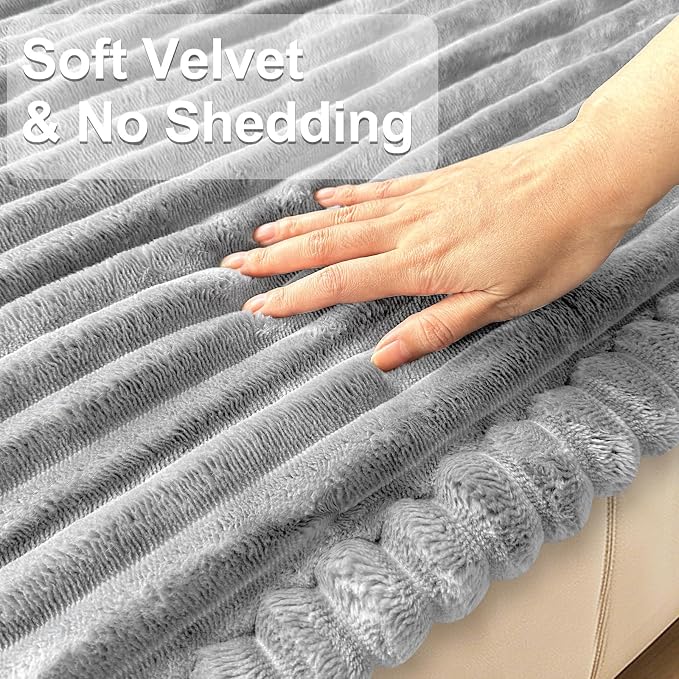 NAISI Pet Couch Covers for Sofa with Thick Filling and Non-Slip Bottom Sectional Sofa Covers Washable Friendly for Pets(1pc/27.5"x 70.8",Light Grey) - Image 3