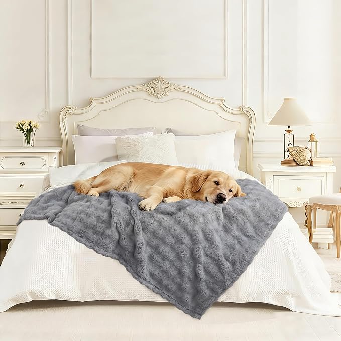 Dog Blankets Washable Pet Blanket - Fluffy Fuzzy Cat Puppy Blanket with Premium 300GSM 3D Fleece Bubble for Pet Kitten Doggy, Grey, 40x60IN - Image 7