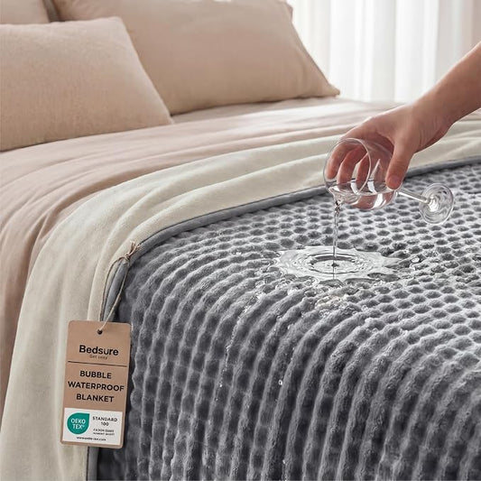 Bedsure Bubble Waterproof Blanket for Bed - Soft Fleece Reversible Dog Blankets for Large Dogs, Waterproof Couch Sofa Cover Bed Protector, Grey/White, King 108x90 inches by Unknown