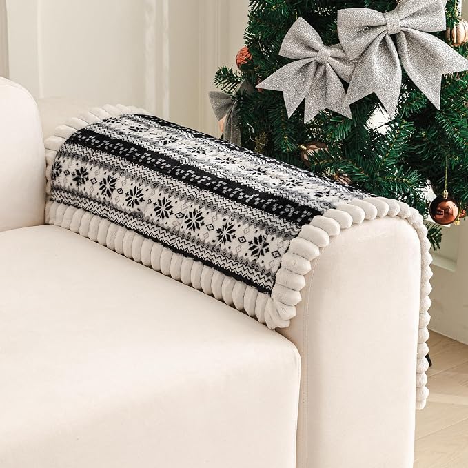 Plush Sofa Cover, Pet Couch Covers for Recliner&Chair, Sofa Covers for Pets Washable, Non-Slip Christmas Couch Cover for Dogs, Dog Couch Protecto for Christams(1PC, Black, 27.6"×27.6") - Image 2