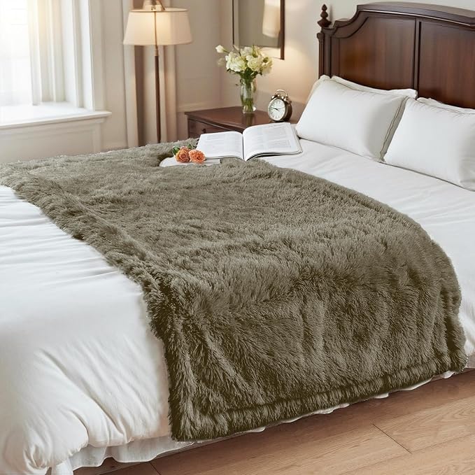 gogobunny Waterproof Dog Blanket for Couch & Furniture Protection - Super Soft Reversible Throw for Large Dogs & Cats, Calming Washable Fur & Sherpa Pet Blanket (33x77 Inch, Stone) - Image 4