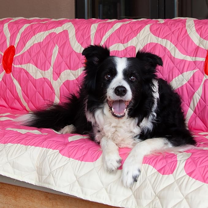 The Daisy Everywhere Blanket - Waterproof and Oeko TEX® Standard 100 - Image 6