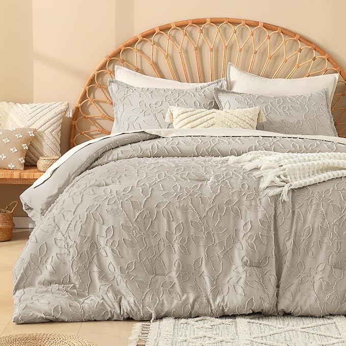 Litanika Queen Size Comforter Set Oatmeal, Beige 3 Piece Boho Tufted Bedding, Khaki Fluffy Farmhouse Bed Set for All Season with 2 Leaf Pattern Pillowcases（90x90In） by Litanika