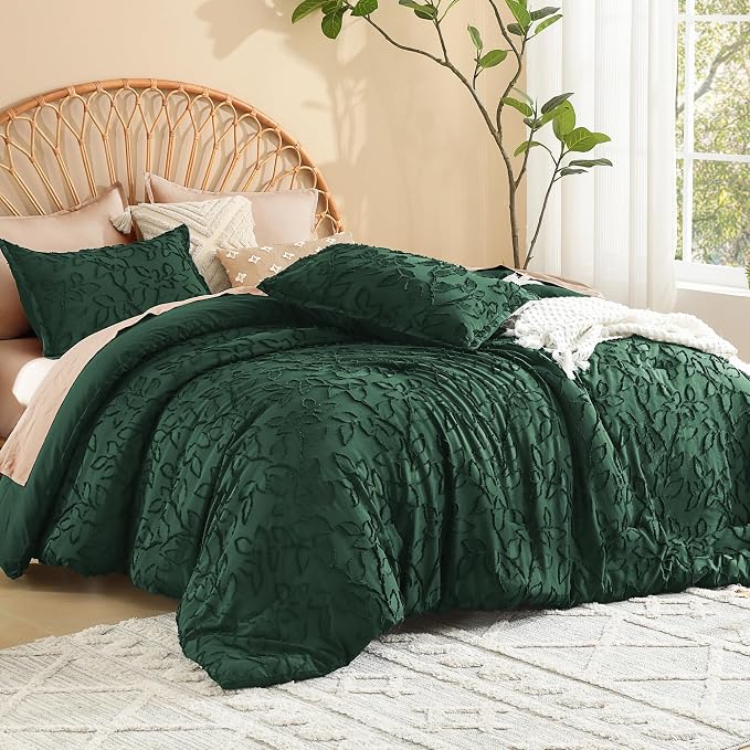 Litanika Queen Size Comforter Set Emerald Green, 3 Piece Dark Green Boho Tufted Bedding, Forest Green Fluffy Farmhouse Bed Set for All Season with 2 Leaf Pattern Pillowcases（90x90In） - Image 2
