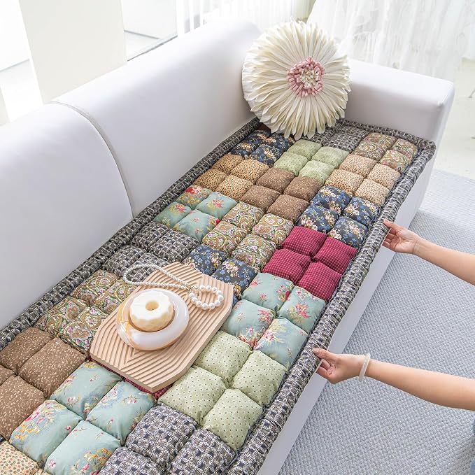 Quilted Couch Cover for Dogs, Non-Slip Pad, Vintage Floral, 27 x 82 in | Cotton fabric, quilted PP filling, machine washable, patchwork design, protects sofas, window seats and floors - Image 6