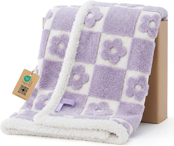 LE SURE Waterproof Dog Blankets for Small Dogs Cute Cozy 3D Jacquard,25x35 | Puppy Blanket for Cat Aesthetic Gift, Warm Soft Sherpa Throw Washable, Reversible Pet Couch Protector, Lavender Flower Checks by Lesure