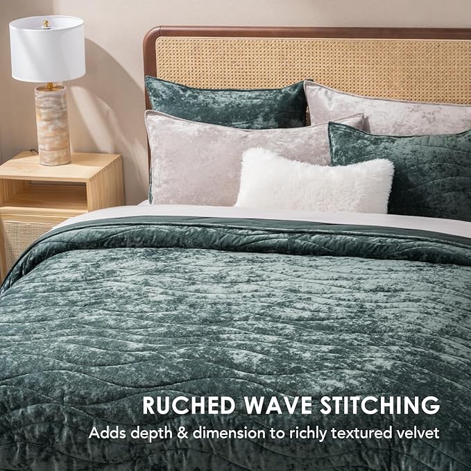 EverGrace Luxury Wave Crushed Velvet Quilt Set, King Size, Dark Green | Luxurious Soft, Lightweight Velvet Comforter, Cozy Plush Oversized Bedspread Coverlet for All Season, with 2 Shams - Image 2