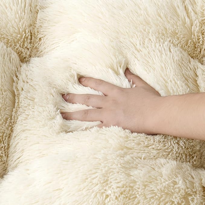 EHEYCIGA Fluffy Dog Crate Bed for Medium Dogs, Plush Crate Pad, Ivory Beige | Calming Anti Anxiety Medium Dog Bed, Washable Soft Warm Faux Fur Crate Mat with Non-Slip Bottom - Image 4