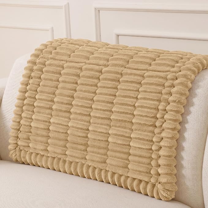 hyha Couch Cover for Dogs, Washable Non Slip Plush Flannel Sofa Protector | Thick Flannel, Silicone Anti-Slip Backing, Pet Hair & Scratch Protection, Fits Sofa & Loveseat (35.4" x 35.4") by hyha