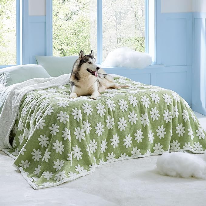LE SURE Waterproof Blanket for Bed Cute Cozy 3D Jacquard, King（86"x108"） | Dog Blankets for Large Dogs, Pet Aesthetic Gift, Warm Soft Sherpa Throw, Reversible Couch Protector, Flower Garden Green - Image 6