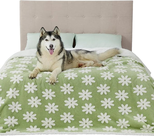 LE SURE Waterproof Blanket for Bed Cute Cozy 3D Jacquard, King（86"x108"） | Dog Blankets for Large Dogs, Pet Aesthetic Gift, Warm Soft Sherpa Throw, Reversible Couch Protector, Flower Garden Green by Lesure