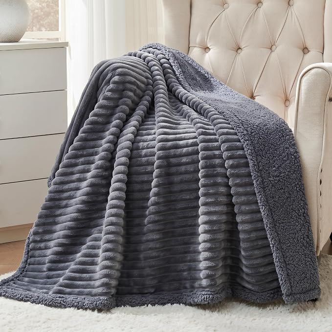 Qeils Waterproof Calming Dog Blanket for Medium Dogs, Noiseless Soft Plush Pet Blanket for Cats, 500GSM Thick Faux Fur Pet Throw, Couch Furniture Protector for Puppy, Charcoal Grey, 30x40IN by Qeils