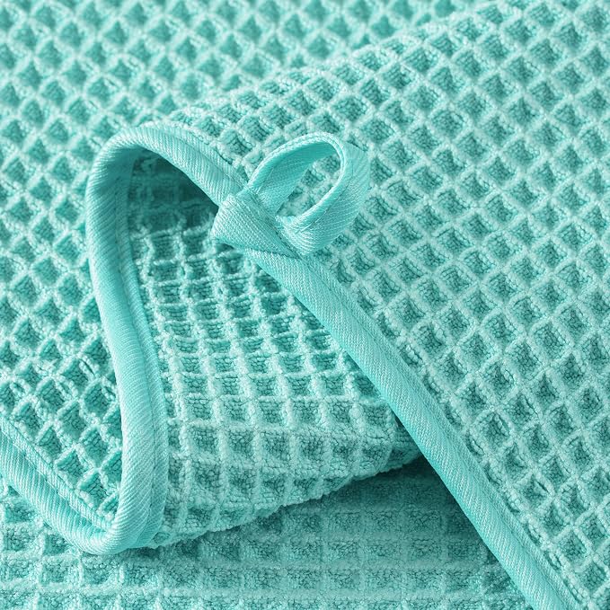 MICROFI Microfiber Waffle Bath Towels, 4 Pieces, Soft, Absorbent, Fast Drying, Lint Free 430 GSM (27''x55''/68.58 cm x139.7 cm) - Image 3