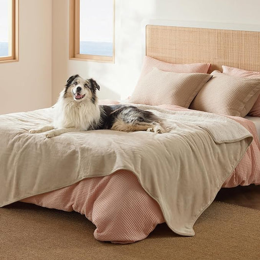 Bedsure Waterproof Blanket for Bed Soft Sherpa Fleece Throw,Twin 80"x60" | Plush Cozy Calming Reversible Dog Blankets for Large Senior Dogs,Warm Bed Couch Cover,Pet Furniture Protector,Cream by Unknown