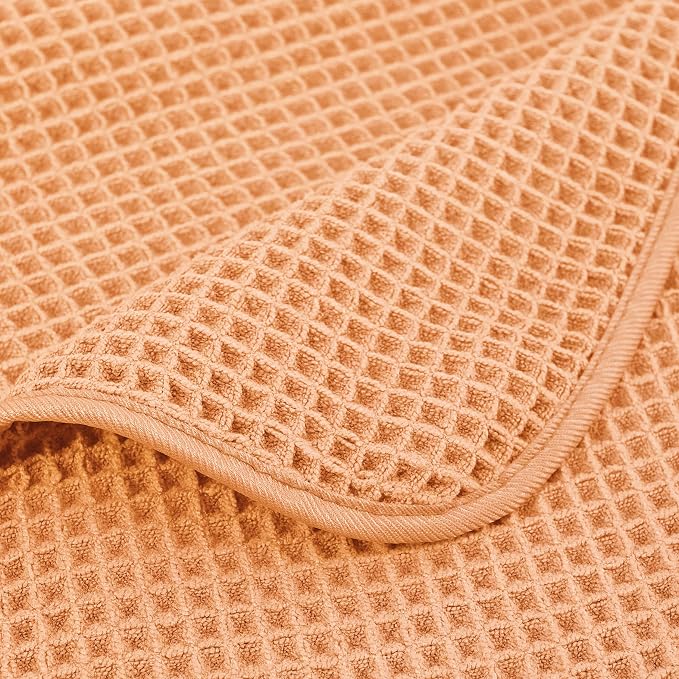 POLYTE 430 GSM Microfiber Oversize Quick Dry Lint Free Bath Towel, 60 x 30 in, 4 Pack (Waffle Weave) - Image 7